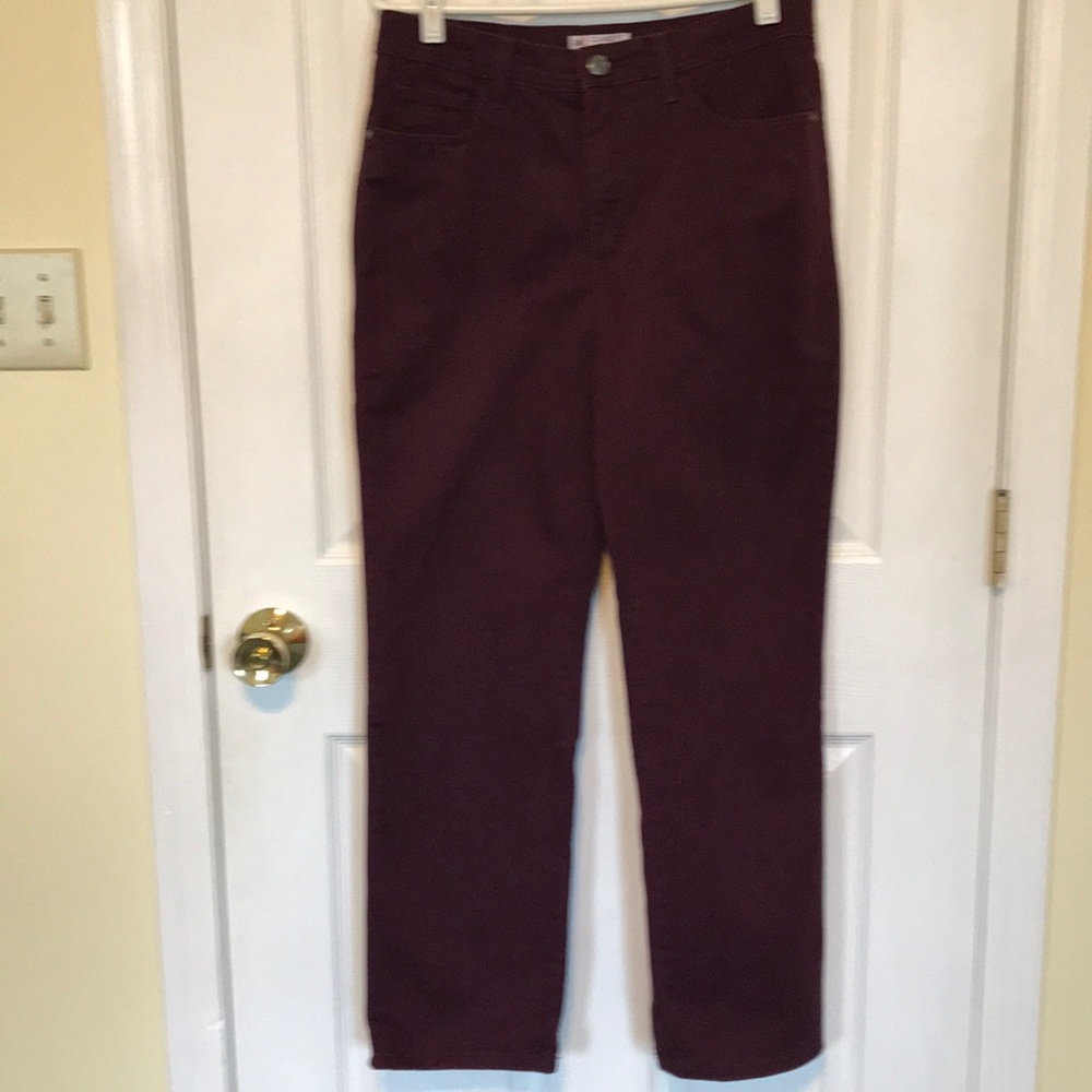 Lee Classic Fit jeans in burgundy 12 S
